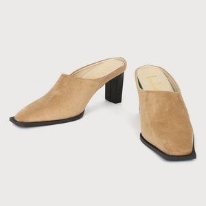 New LuLus Zelah Camel Suede Square Toe Mules